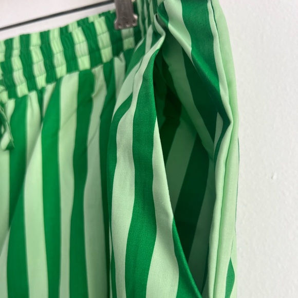 NWT By Egreis green stripe pants - Picture 4 of 7